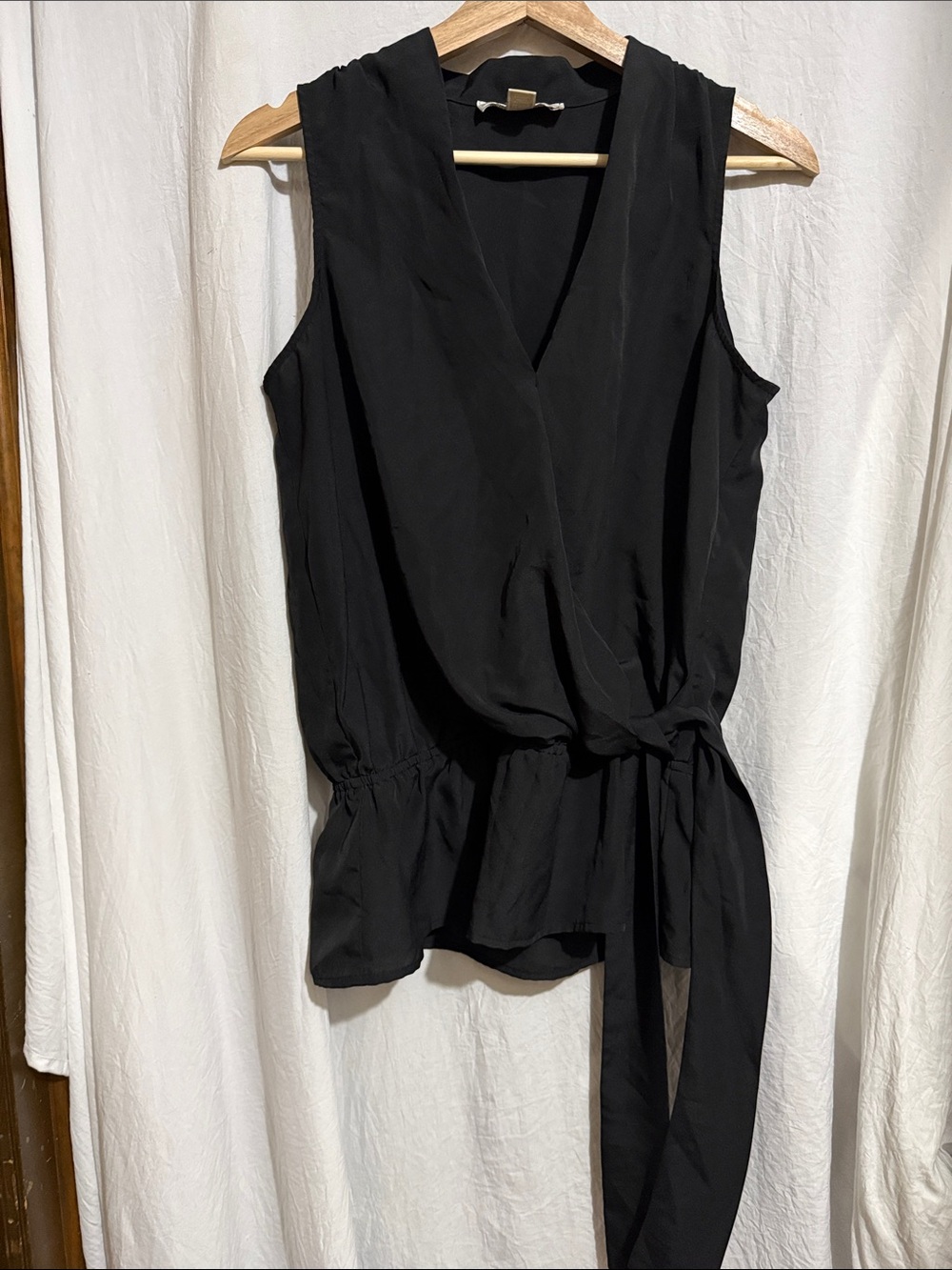 Michael Kors Black Sleeveless Wrap-Style Tie Waist blouse